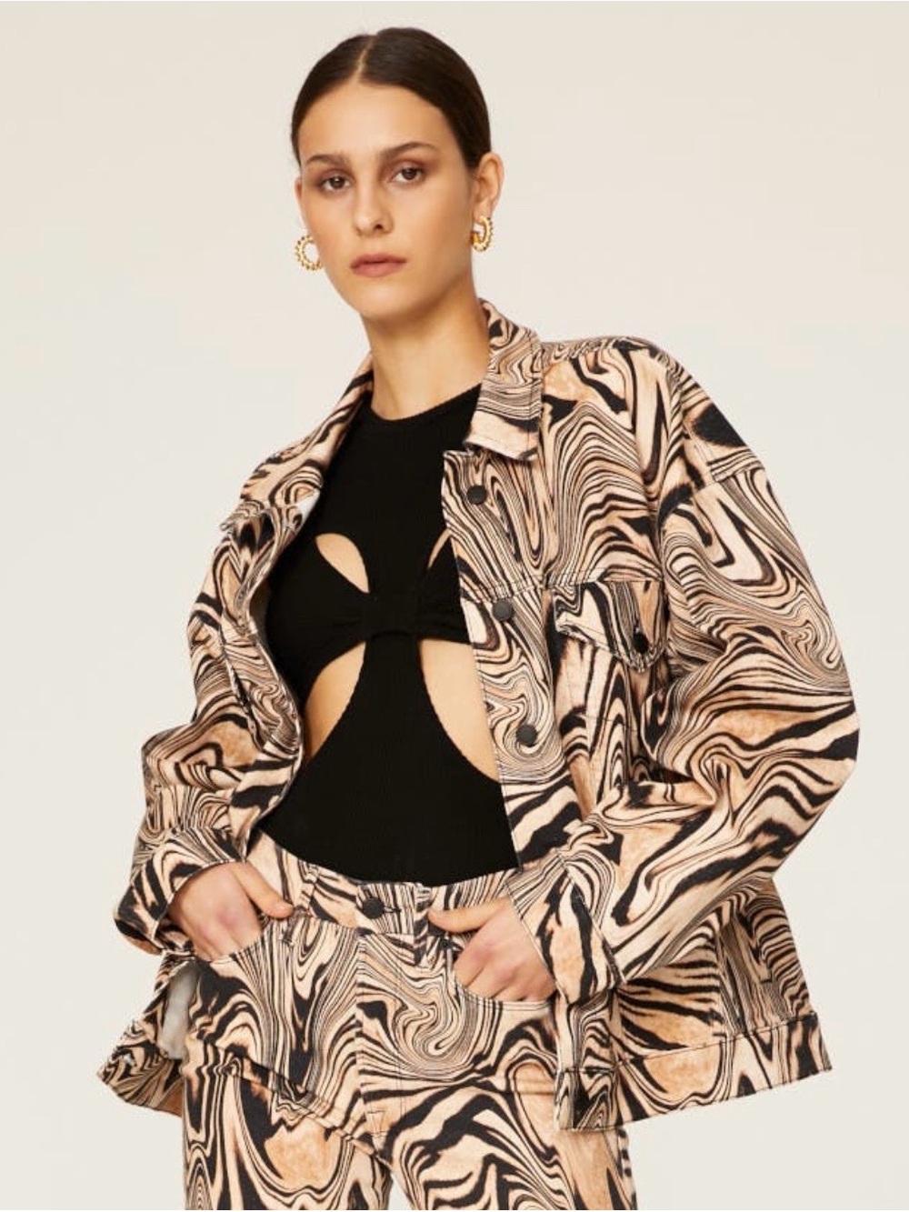 Good American Black and Beige Swirl Denim Jacket
